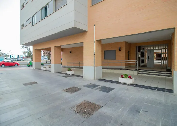 C13 Seaside Malaga With Pool And Parking